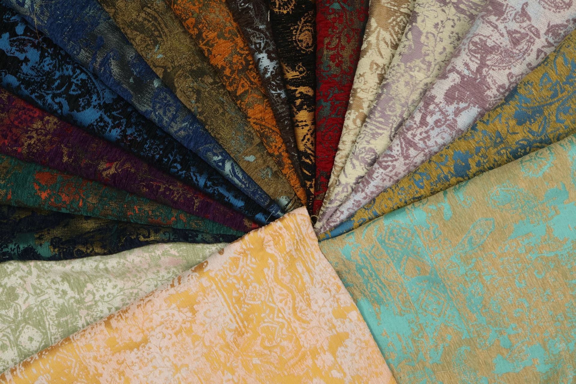 Baroque Jacquard Chenille Fabric – Poly-Cotton Blend for Upholstery & Luxury Apparel | 300GSM Custom Width Chenille Jacquard